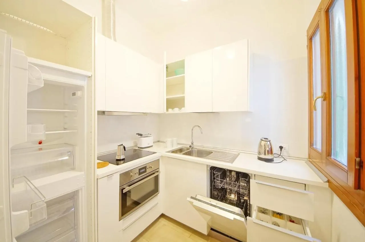 Dolcevita Apartments N 499 Biennale 威尼斯 0*,